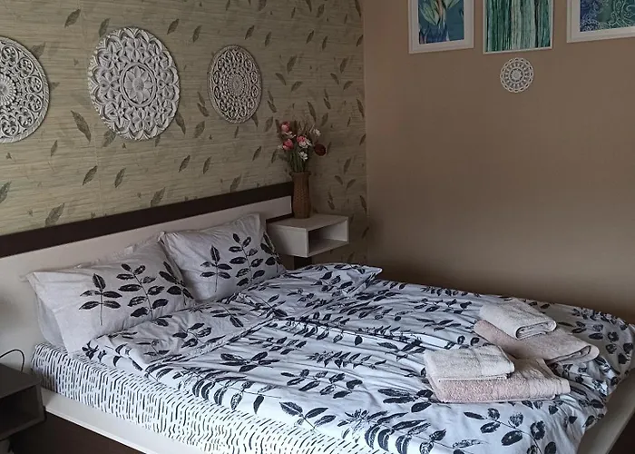 Апартаменты Ventuno 21 Сливен